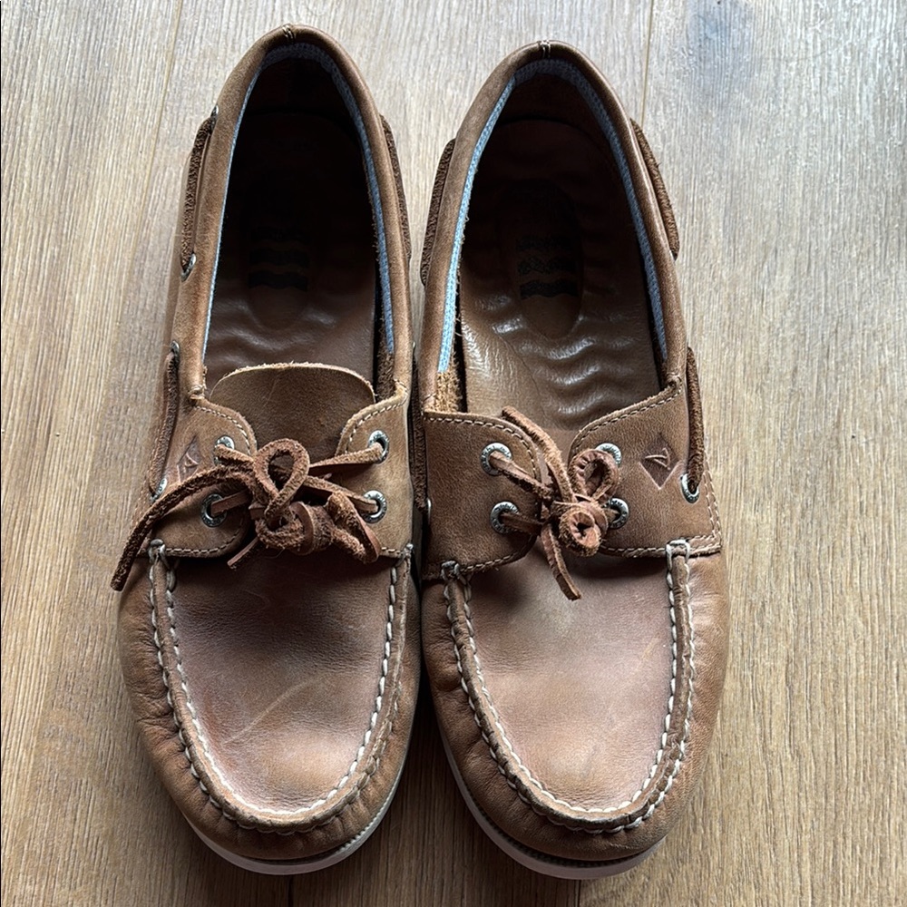 Sperry Brown Leather Boat Shoes with Moccasin Toe
